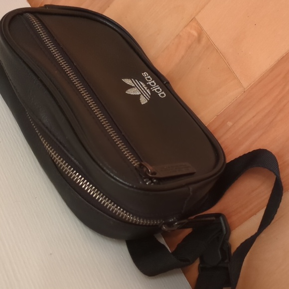 Adidas waist bag - Picture 2 of 7